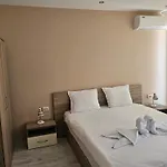 Sineva Apartment